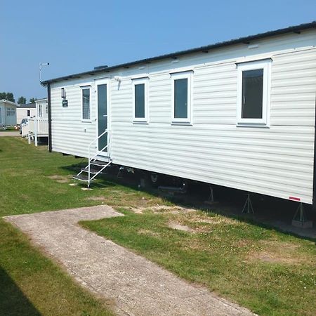 An Oasis Of Serenity In Camber Sands - Brand New 8 Berth Caravan Hotel Buitenkant foto