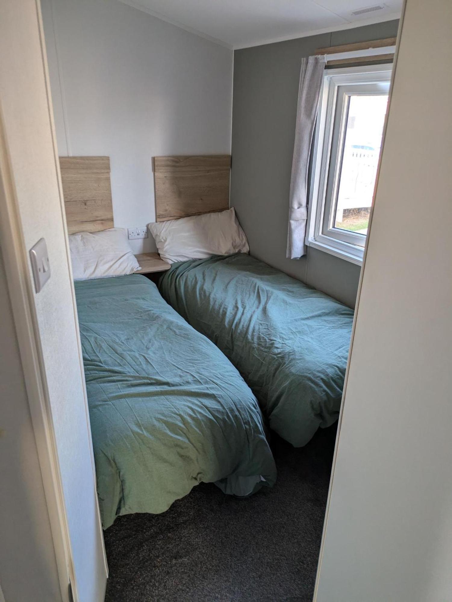 An Oasis Of Serenity In Camber Sands - Brand New 8 Berth Caravan Hotel Buitenkant foto